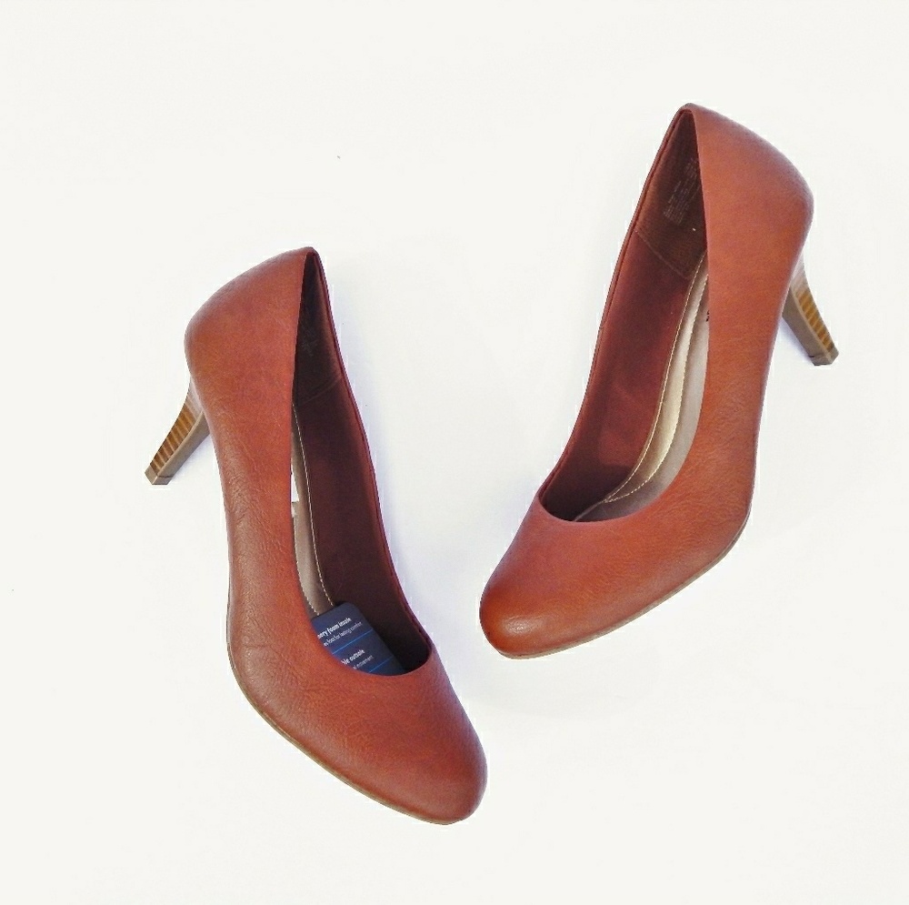 Brown 3" High Heel Pumps, Size 8, NWT + Box
